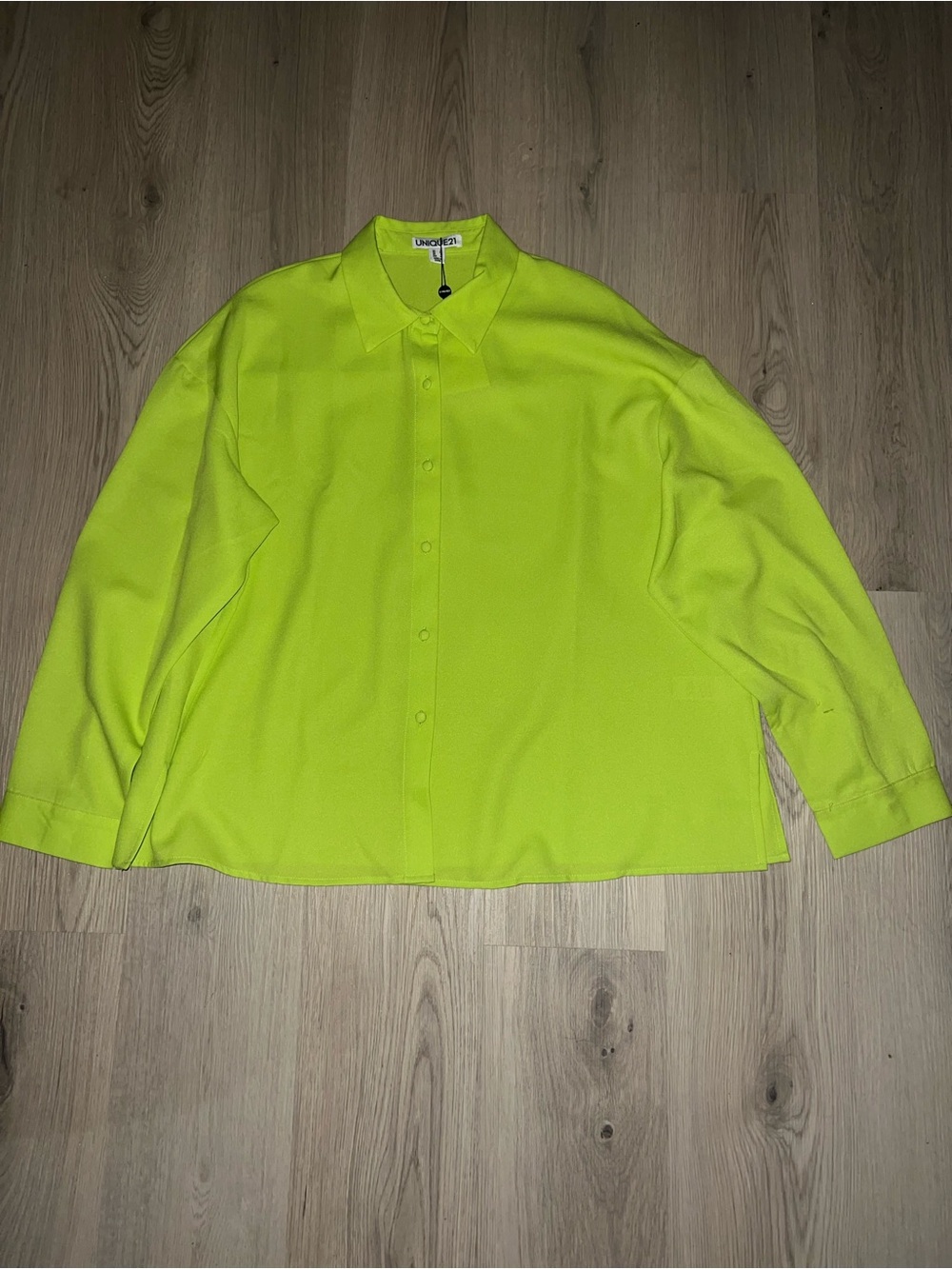 NWT Unique 21 lime green button-down shirt  size 10